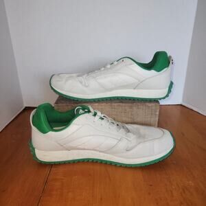 Steve Madden White & Green STIL Tennis Shoes Sneakers Fashion Retro 10 Medium